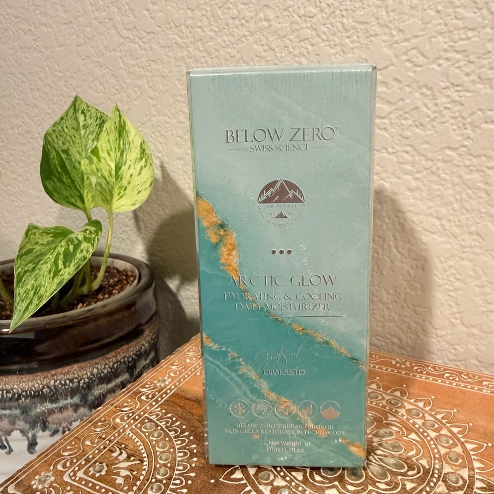 Below Zero Arctic Glow Moisturizer